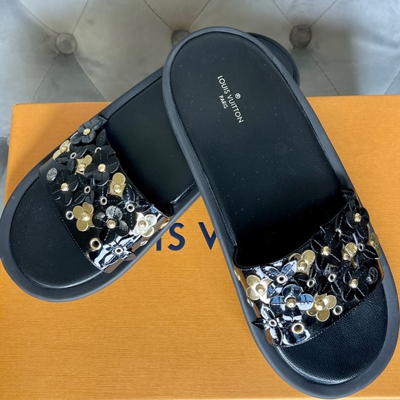 LV Louis Vuitton Floral Sandals/Flip Flops - Picture 5 of 8